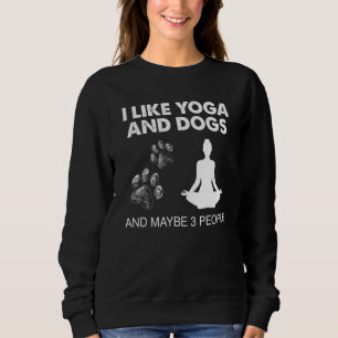Jag gillar Yoga och Hund och kanske tre människor T Shirt
