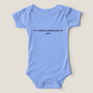 Jag gör presenter bara för dig! baby ett stycke t shirt