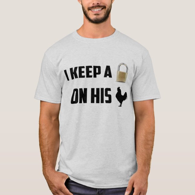 Jag håller honom den inlåst kyskhetskjortan tee (Framsida)