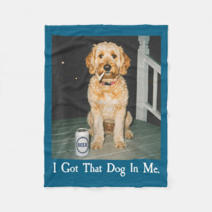 Jag Har Den Hunden I Mig Rolig Golden Doodle Rökan Fleecefilt