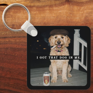 Jag Har Den Hunden I Mig, Roligt Golden Doodle Mem Nyckelring