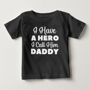 Jag Har En Hjälte Som Jag Kallar Pappa T Shirt