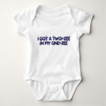 "Jag har en tvådelad Baby onezee"