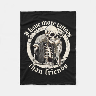 Jag har fler tatueringar än Friends Tattoos Addict Fleecefilt
