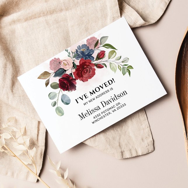 Jag har Flyttat Flytta om Burgundy Blommigt (Burgundy Floral Botanical Moving Announcement)