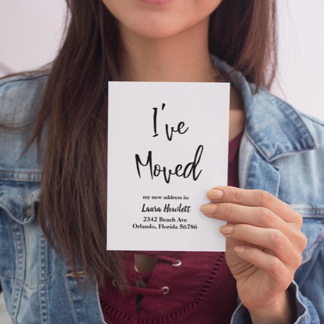 Jag har flyttat Flyttmeddelande Modernt typsnitt Meddelande Vykort (Skapare uppladdad)