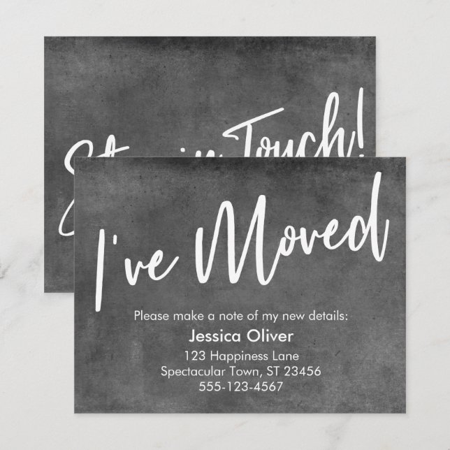 "Jag har Flyttat" Handskrift Grått Grunge-meddelan Inbjudningar (Fram/baksida)