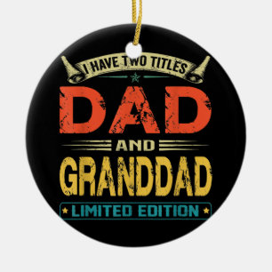 Jag har två titlar Pappa och Granddad Funny Far Julgransprydnad Keramik
