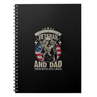 Jag har två titlar veteran och pappa och i sten anteckningsbok