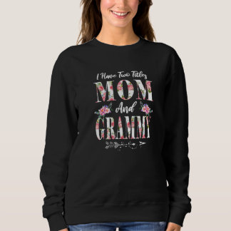 Jag har två titles Mamma och Grammy Flowers Mor T Shirt