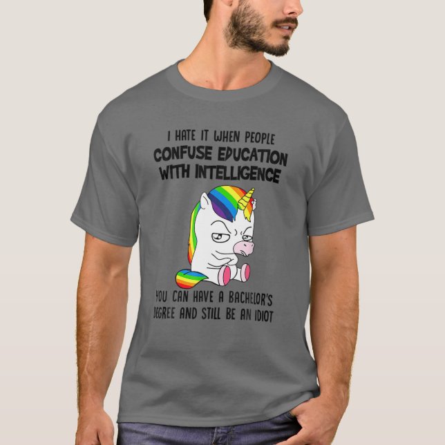 Jag hatar det när folk blandar ihop utbildning med t shirt (Framsida)