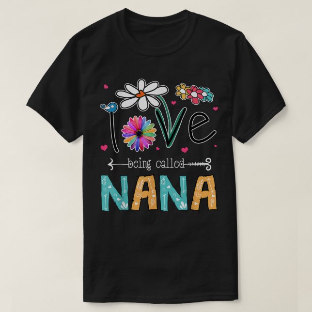 Jag heter Kärlek Nana Daisy Sunblomme Mor  T Shirt (Design framsida)