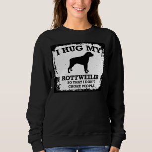 Jag hug min Rottweiler så att jag inte väljer folk T Shirt