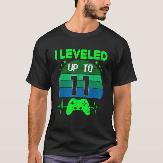 Jag jämnade upp till 11:e födelsedagstidningen Gam T Shirt (Framsida)