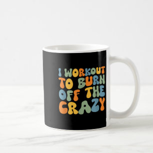 Jag jobbar för att bränna av den galna, slumrande kaffemugg