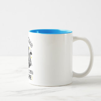 Jag jobbar hårt så att min katt kan få ett bättre  Två-Tonad mugg