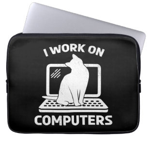 Jag Jobbar Med Datorer Rolig Kattälskare Laptop Fodral