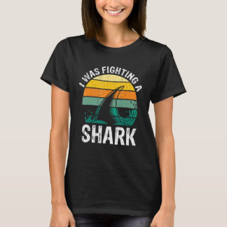 Jag kämpade mot en haj Bruten 1 T Shirt