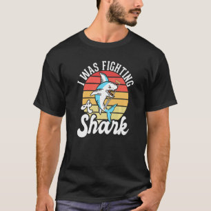 Jag kämpade mot en haj Bruten 1 T Shirt