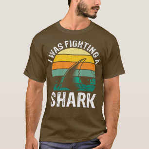 Jag kämpade mot en haj Bruten Leg 442 T Shirt