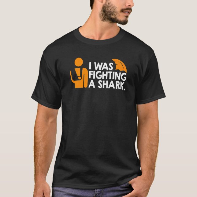 Jag kämpade mot en haj t shirt (Framsida)