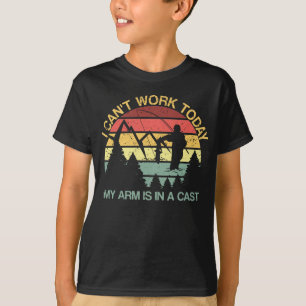 Jag kan inte arbeta idag.. Arm är i en kastangenk T Shirt