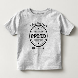 Jag Känner Behovet Av Fart Pil & Stjärnor T-shirt