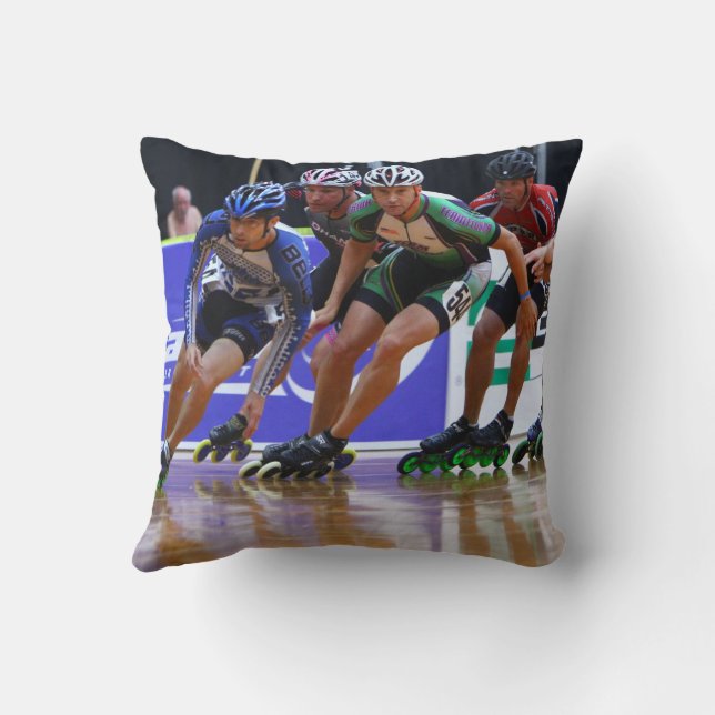 Jag känner ett behov, ett behov av snabbhet. Dekor Kudde (Baksida)