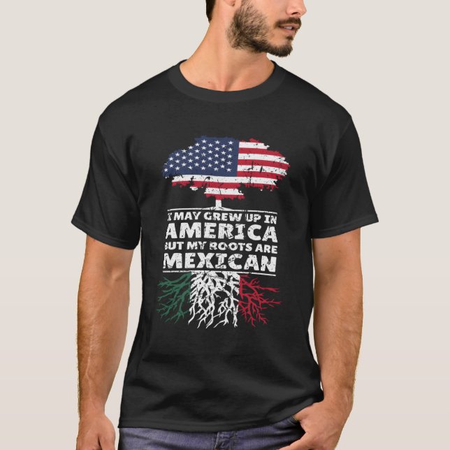 Jag kanske växte upp i Amerika, men mina rötter är T Shirt (Framsida)