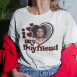 Jag Kärlek min Boykompis Photo Rosa Brown T Shirt<br><div class="desc">Tittar du en unik och romantisk gåva? Titta inte längre än i anpassningsbarna i Kärlek... -... min boyrkompis fotoskjorta! Överför bara ett foto av dig själv och Zazzle skriver ut det på en skjorta åt dig. Den här skjortan är perfekt för årsdagar, Alla hjärtans dag eller något annat speciellt tillfälle....</div>