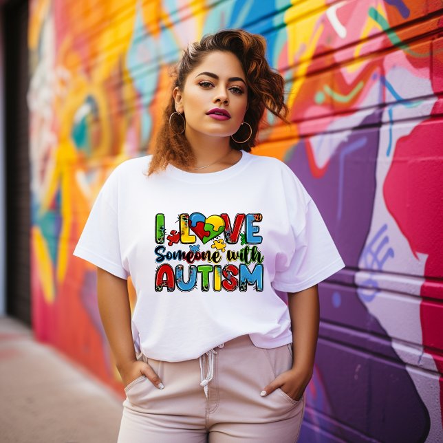 Jag Kärlek någon med Autism T-shirt (Skapare uppladdad)