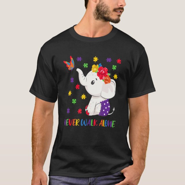 Jag Kärlek någon med autismisk autismmedvetenhet T Shirt (Framsida)