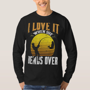 Jag Kärlekar när hon böjer sig över fiskesäsongen T Shirt