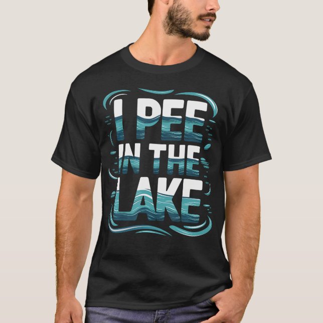 Jag kissar i sjön sommarhumor t shirt (Framsida)