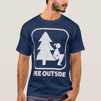 Jag kissar utanför tjejskylt rolig camping vandrin t shirt