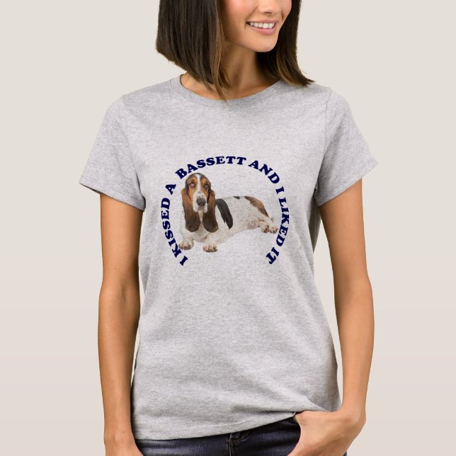 Jag Kissed en Bassett Hound T Shirt (Framsida)