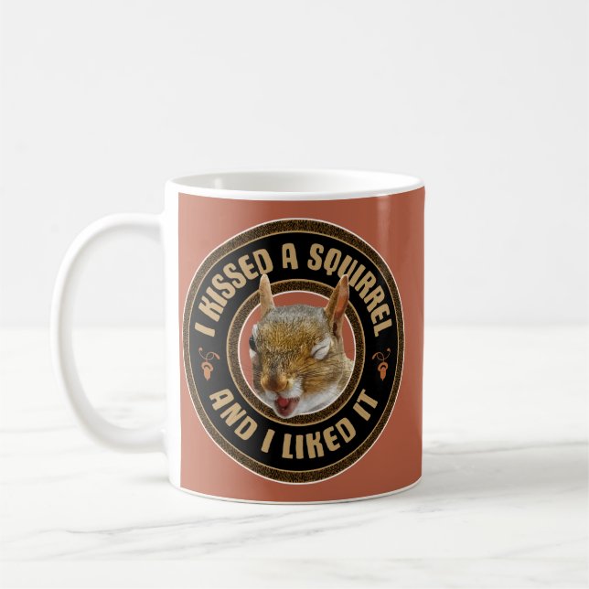 Jag knivade en ekorre - konstig parodi kaffemugg (Vänster)