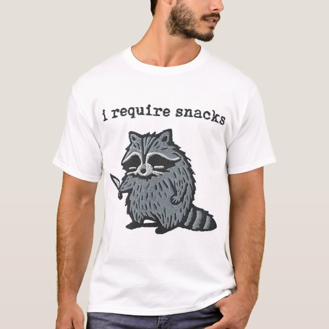Jag kräver Snacks Raccoon T Shirt (Framsida)