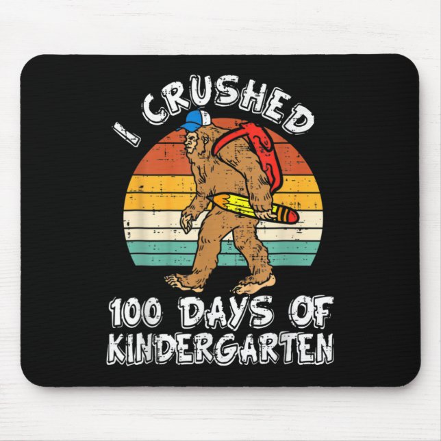 Jag krossade 100 dagar av Kindergarten Bigfoot 100 Musmatta (Framsidan)