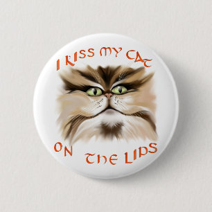 Jag kysser min katt på läppar knäppas knapp