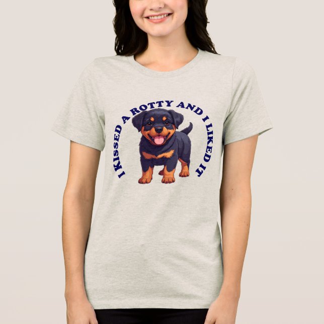 Jag kysste en Rottweiler-valp T Shirt (Framsida)