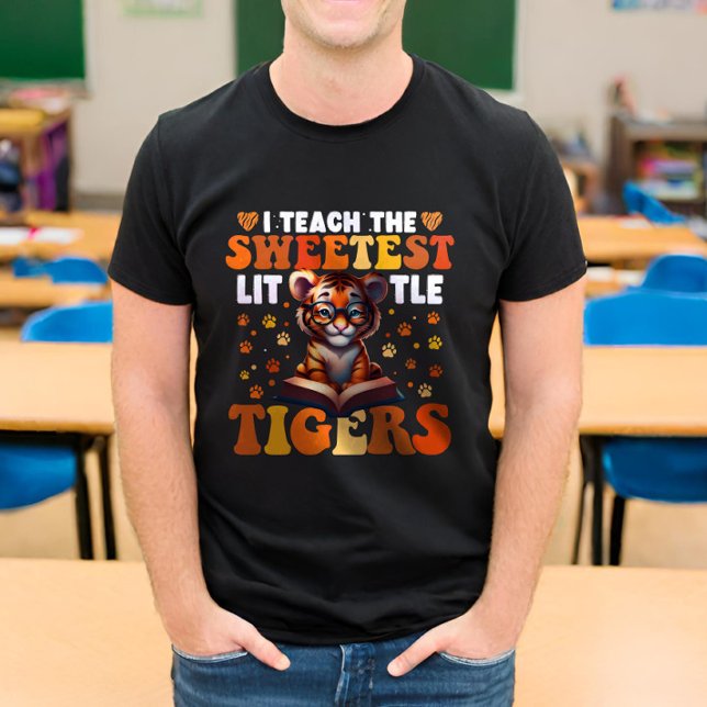 Jag lär mig den sötaste lilla tigerläraren t shirt (Skapare uppladdad)