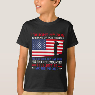Jag lärde min son att stå stolt Militär mamma T Shirt