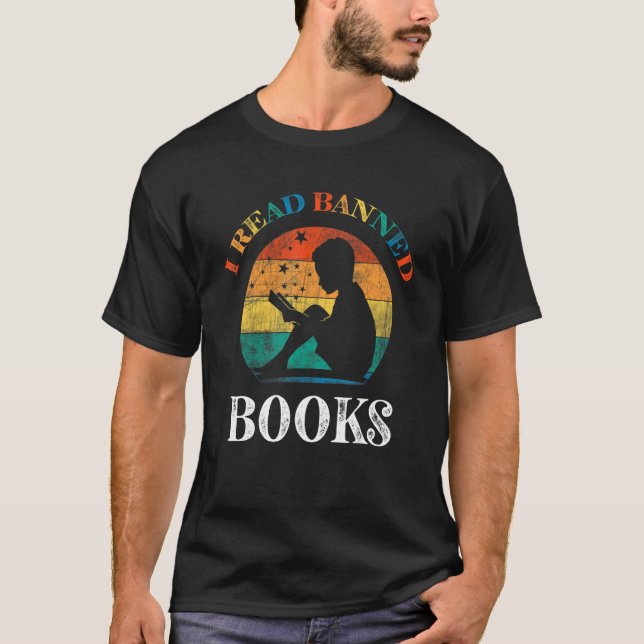 Jag läser Bannad Bokar Reader Bookworm T Shirt (Framsida)