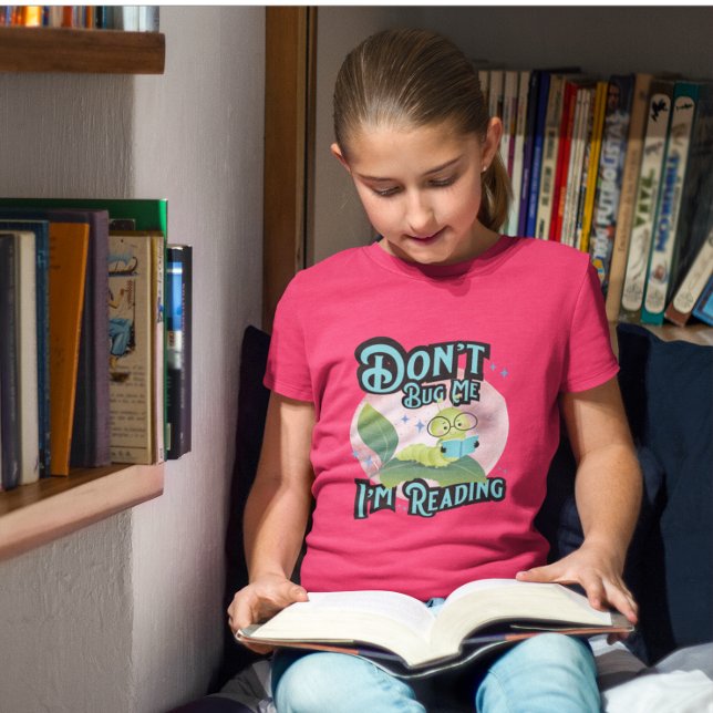 Jag läser inte Cute Catercolumn T-Shirt, Kryp mig T Shirt (Skapare uppladdad)