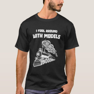 Jag lurar med modell I Funny Tåg T Shirt