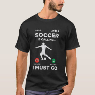 Jag måste gå på en fin fotbollscache Manar T Shirt