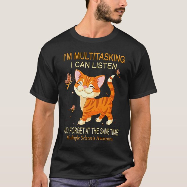 Jag Multitaskar Jag Kan Lyssna Katt T Shirt (Framsida)