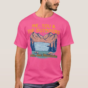 Jag och utomhusen som gömmer Santa Ana-bergen T Shirt