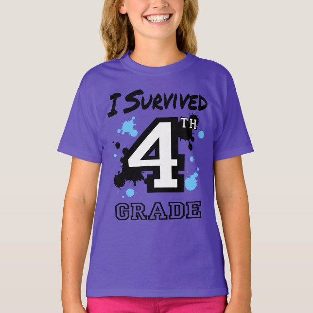 Jag Överlevde 4:e Klass Girls T Shirt (Framsida)